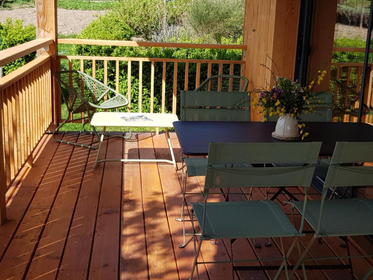 La Cabane Du Jardin Bongheat Eksteriør billede